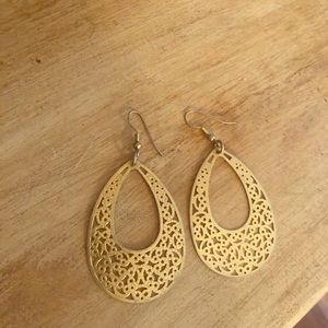 Gold filigree earrings